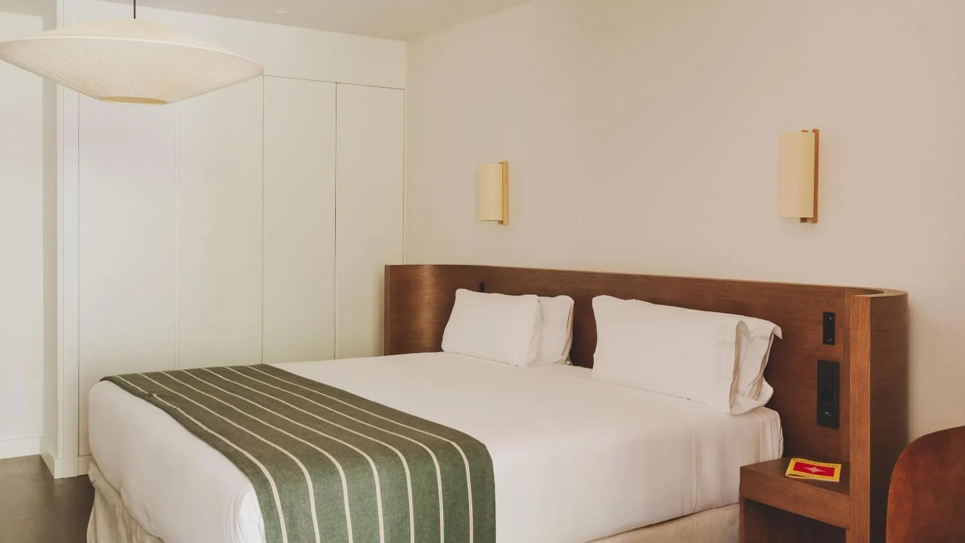 ****  Hotel Regina Barcelona Spain